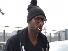 Anelka fa tutto da sé: rescinde, firma e scorda i contratti