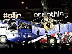 Pullman distrutto: la Francia fa i riti scaramantici (VIDEO)