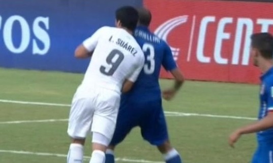 Luis Suarez: il ‘cannibale’ uruguaiano saluta il Mondiale