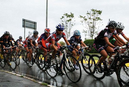 Cicliste colombiane ‘nude’ e impazzano le polemiche (foto)