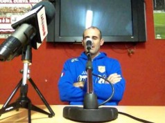 Giuseppe Pancaro abbandona la sala stampa ad Aversa (VIDEO)