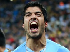 Suarez, solito vizio? Ma Demichelis riesce a scamparla (VIDEO)