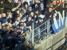 Caos Inter: scontro Icardi-tifosi, lui urla: “pezzi di m…..” poi chiede scusa (VIDEO)