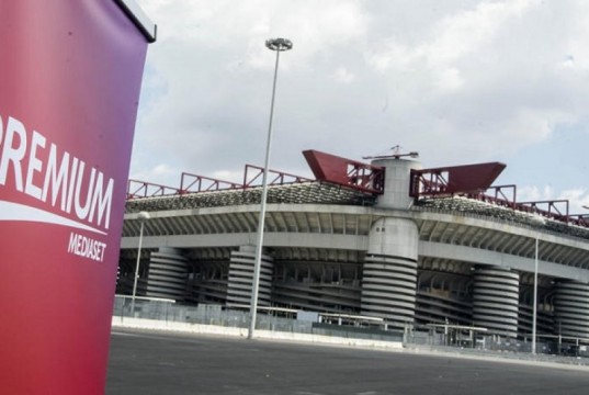 San Siro targata sempre più Mediaset Premium (FOTO)