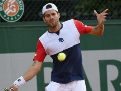 Bolelli lotta ma cede a Ferrer. Errani approda agli ottavi