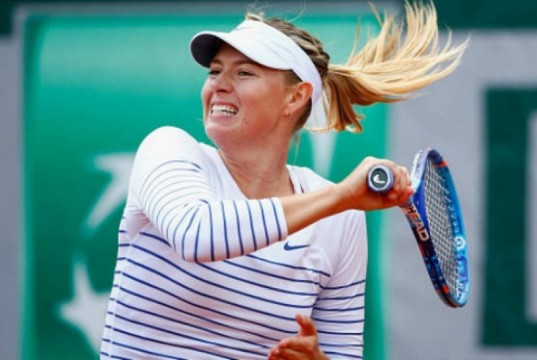 Clamoroso al Roland Garros: Sharapova fuori negli ottavi