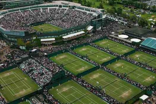 Wimbledon: sorteggio duro per Federer, Djokovic può sorridere