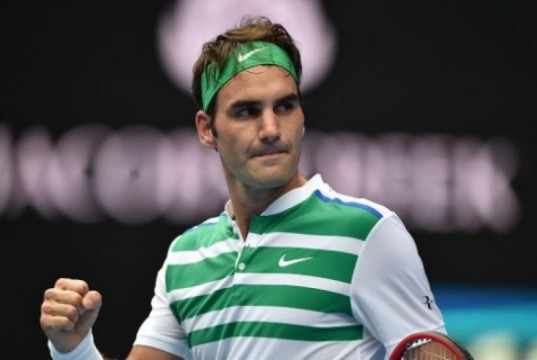Roger Federer salta il Roland Garros