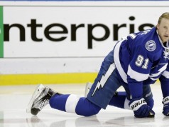 Nhl, Steven Stamkos e il fotografo di Montreal