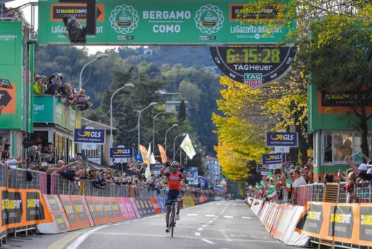 Vincenzo Nibali trionfa al Lombardia 2017: le 50 vittorie dello Squalo nibali lombardia 2017