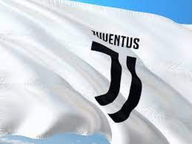 Juve ricorso retrocessione 15 punti