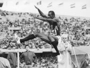 Il record di Bob Beamon: un incredibile salto nel futuro.