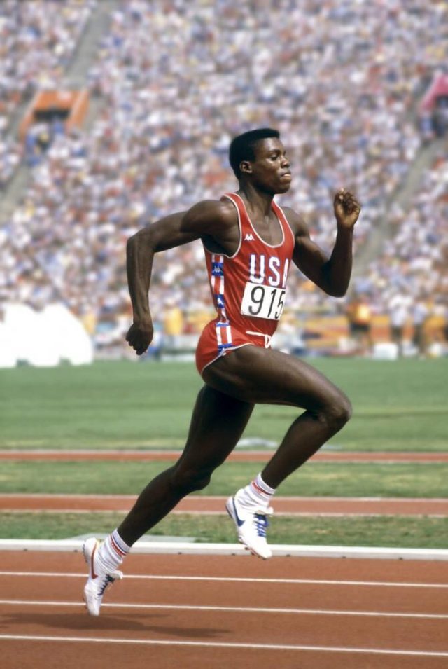 Carl Lewis contro Usain Bolt: chi è stato il vero re della velocità?