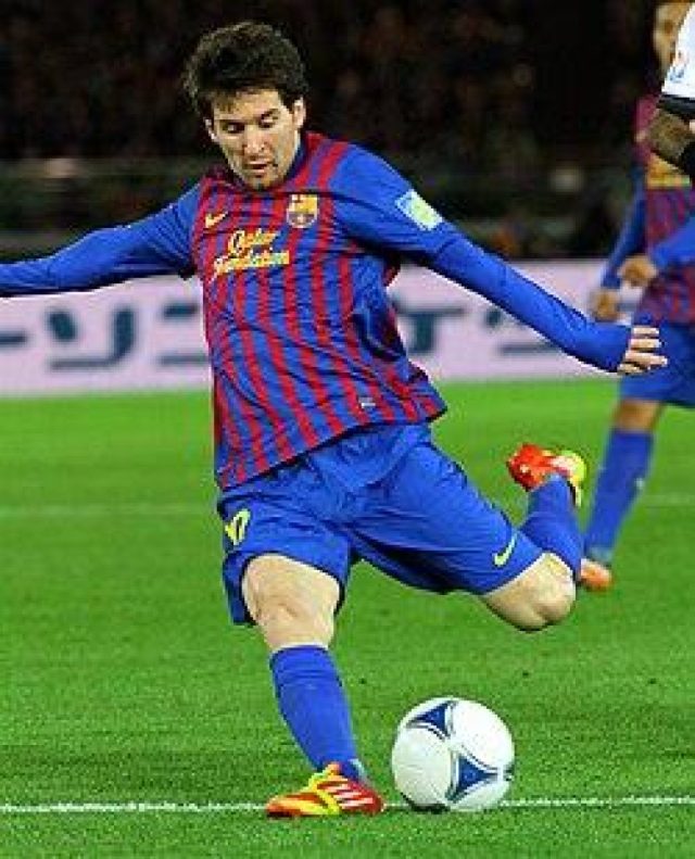 Messi contro Cristiano Ronaldo: l’analisi definitiva dei loro record.
