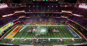 Il Super Bowl: non solo sport, ma un enorme fenomeno culturale USA.