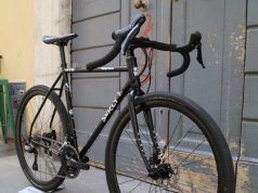 Dalle bici in acciaio al carbonio: la rivoluzione tecnologica del ciclismo. Dalle bici in acciaio al carbonio: la rivoluzione tecnologica del ciclismo.