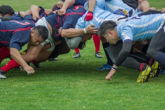 La “Mischia” nel rugby: regole, segreti e ruoli chiave spiegati.
