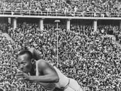 L’Olimpiade del 1936: Jesse Owens che umiliò il Nazismo. L’Olimpiade del 1936: Jesse Owens che umiliò il Nazismo.