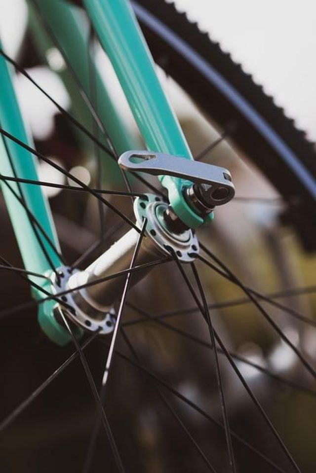 L’evoluzione dell’abbigliamento nel ciclismo: aerodinamica pura